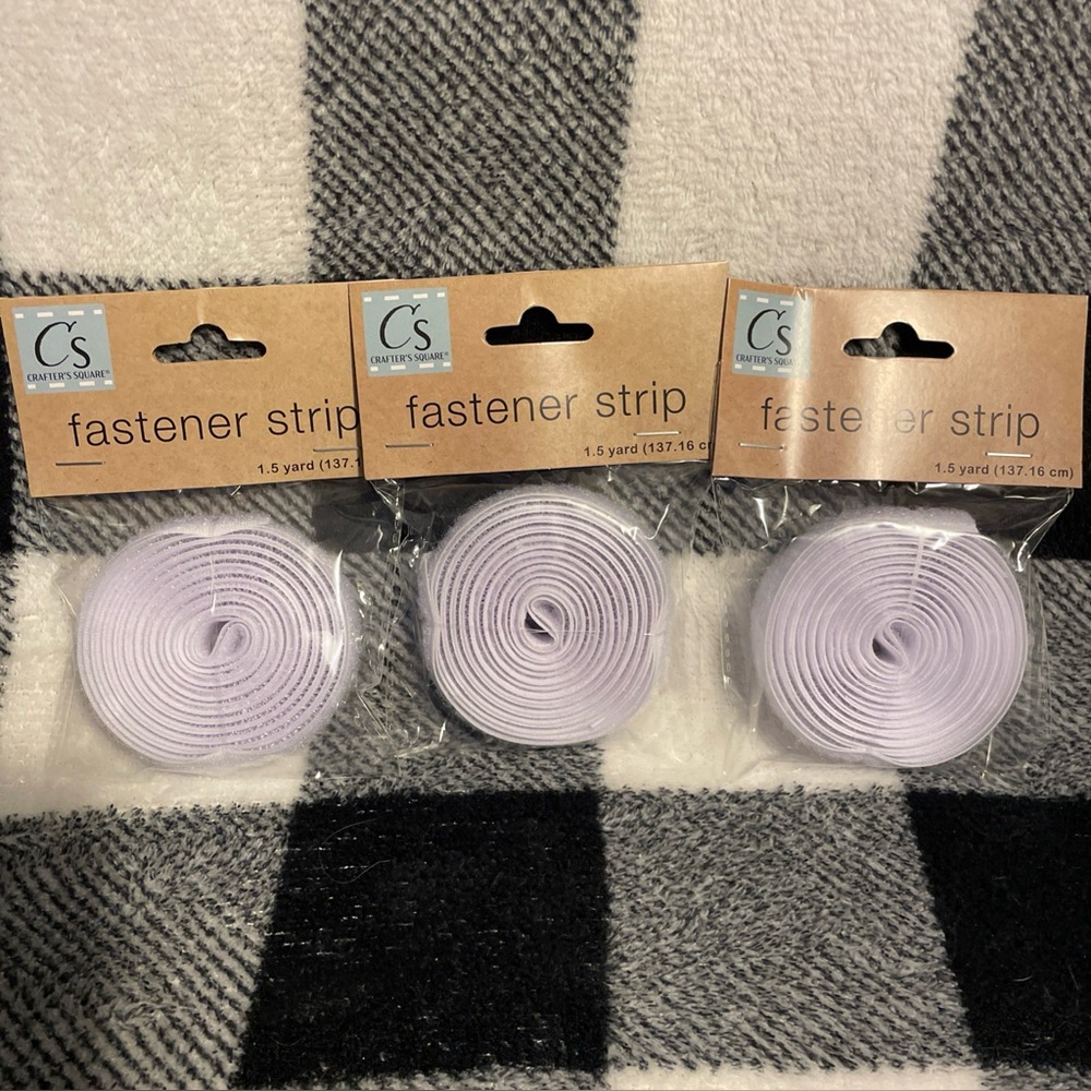 3 NEW Crafters Square Fastener Strip 1.5 Yard White Hook Loop 137.16 cm Crafts